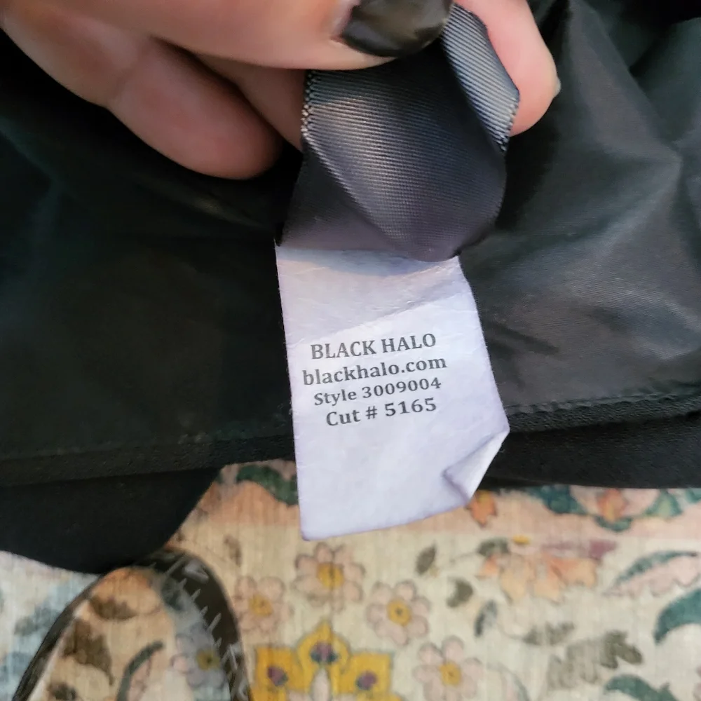 BLACK HALO Size 0 Angelica Cocktail Dress One Shoulder Sheath Little Black Dress - Picture 6 of 11